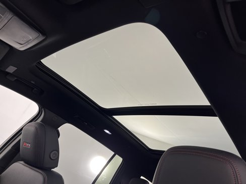 New 2026 Chevrolet Traverse Z71 w/ LPO, Floor Liner Package image 23