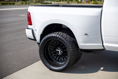 Used 2025 RAM 3500 Laramie w/ Night Edition image 18
