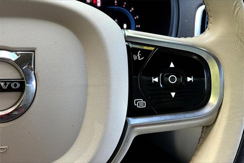Certified 2024 Volvo XC90 B6 Plus w/ Protection Package Premier image 10