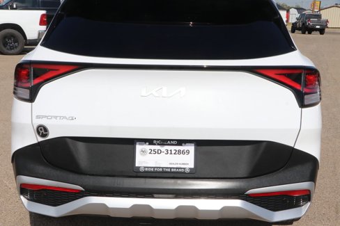Used 2023 Kia Sportage EX image 6