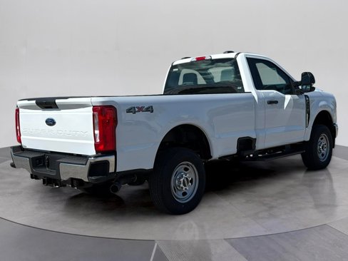 New 2026 Ford F350 4x4 Regular Cab Super Duty image 5