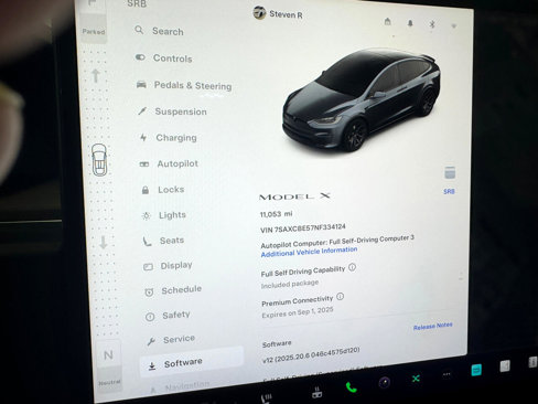Used 2022 Tesla Model X image 13