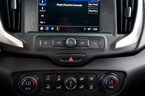 Used 2018 GMC Terrain SLE w/ Driver Convenience Package image 32