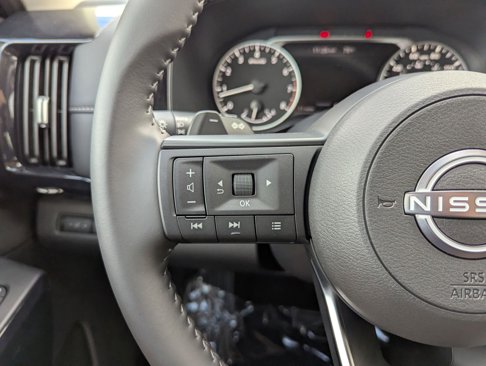 New 2025 Nissan Pathfinder SV image 14
