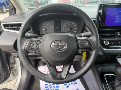 Used 2023 Toyota Corolla LE image 13