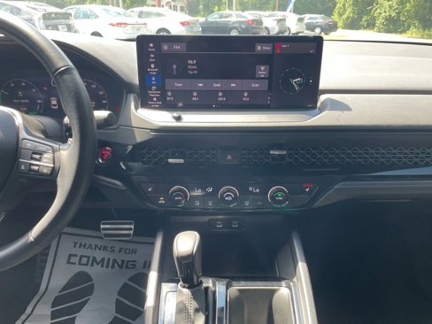 Used 2024 Honda Accord Sport image 19