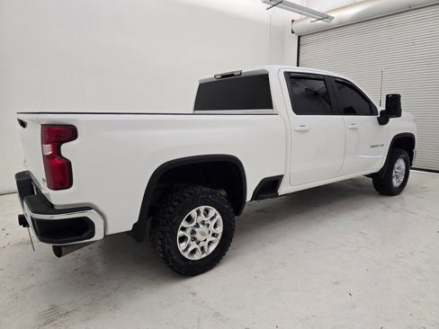 Used 2024 Chevrolet Silverado 2500 LT image 32