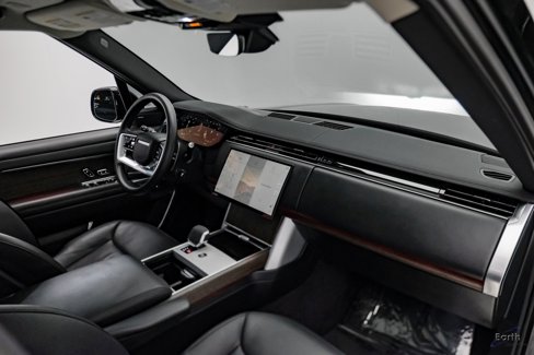 Used 2024 Land Rover Range Rover SE image 41