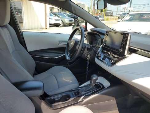 Used 2020 Toyota Corolla SE image 42