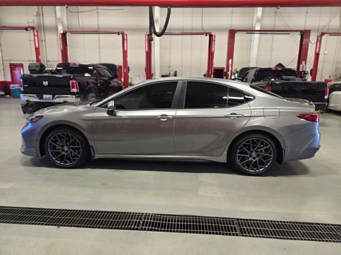 Used 2025 Toyota Camry XSE image 46