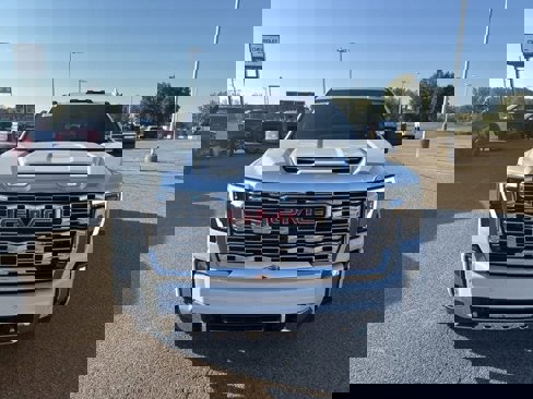 New 2026 GMC Sierra 3500 Denali w/ Denali Reserve Package image 5