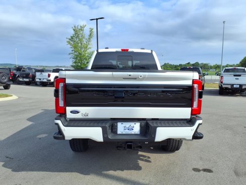 New 2025 Ford F250 Platinum image 4