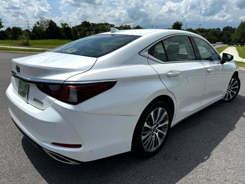Used 2019 Lexus ES 350 image 5