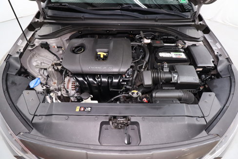 Used 2020 Hyundai Elantra SE w/ Cargo Package (C1) image 26