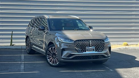 New 2025 Lincoln Aviator Black Label image 1