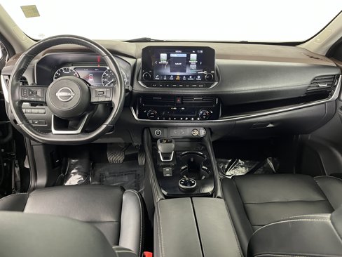 Used 2023 Nissan Rogue SL w/ SL Premium Package image 18