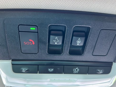 Used 2023 Nissan Rogue SV w/ SV Premium B Package image 26