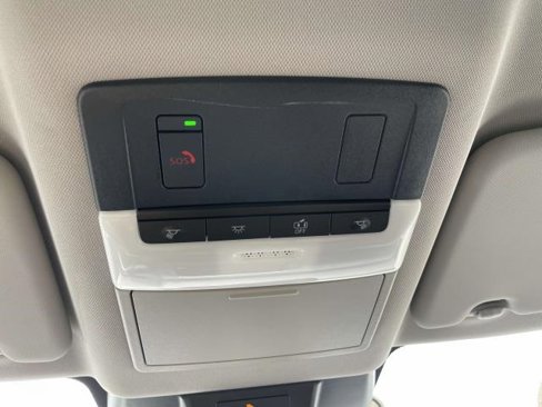 Certified 2023 Nissan Rogue SV image 33