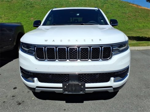 Used 2024 Jeep Wagoneer Series II w/ Flexible Seating Group image 11