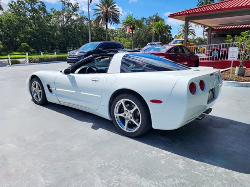 Used 2004 Chevrolet Corvette Coupe w/ Preferred Equipment Group image 6