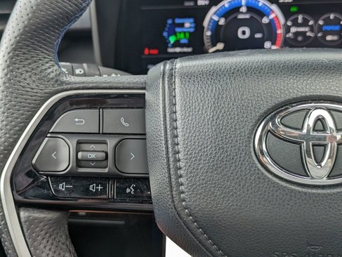 Used 2024 Toyota Sequoia Platinum image 19