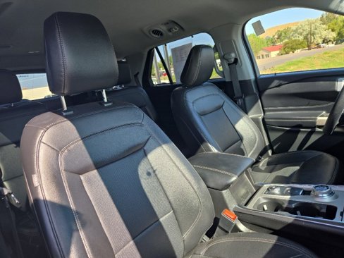 Used 2023 Ford Explorer Limited image 20
