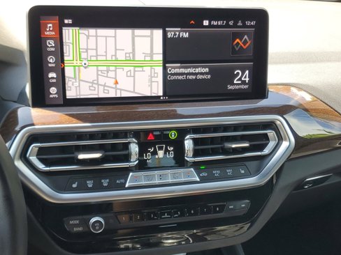 Used 2024 BMW X4 xDrive30i image 25