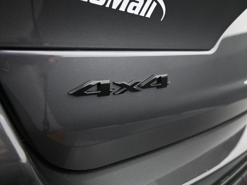 New 2025 Jeep Grand Cherokee L Limited w/ Black Appearance Package image 36