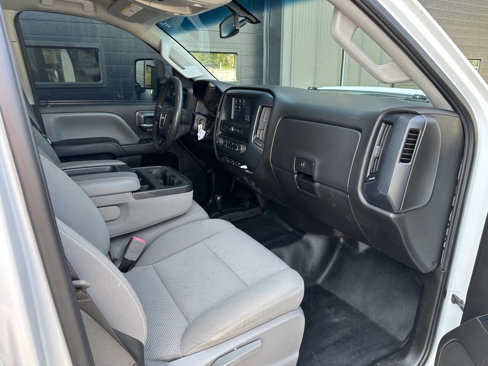 Used 2018 GMC Sierra 3500 4x4 Crew Cab w/ Sierra Convenience Package image 17