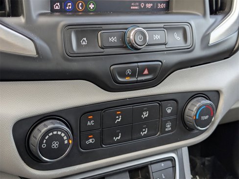 Used 2024 GMC Terrain SLE image 18