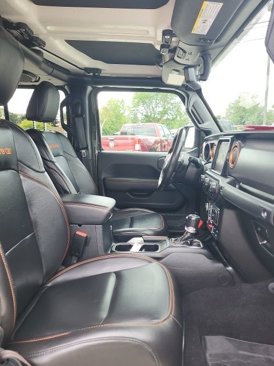 Used 2021 Jeep Gladiator Mojave image 16
