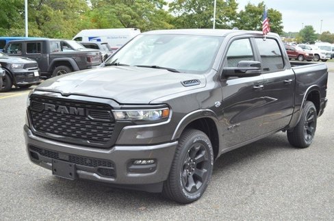 New 2026 RAM 1500 4x4 Crew Cab image 4