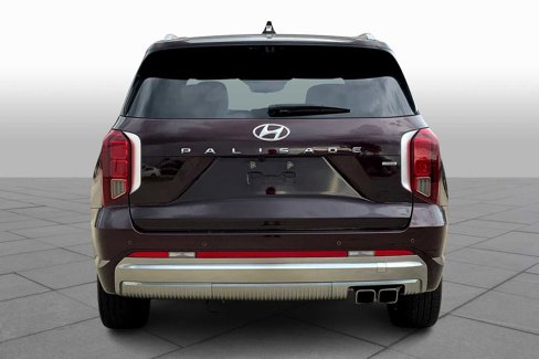 Used 2024 Hyundai Palisade Calligraphy image 4