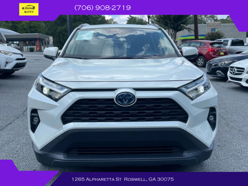 Used 2022 Toyota RAV4 XLE Premium image 2