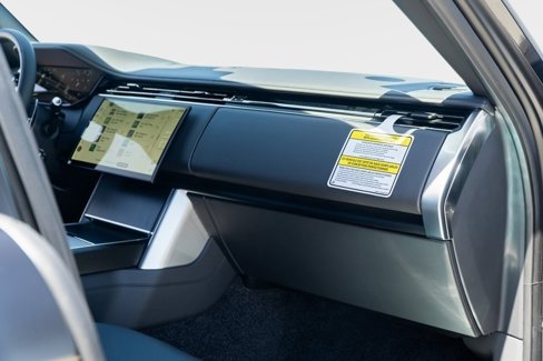 New 2025 Land Rover Range Rover SV image 20