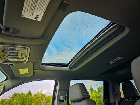 New 2026 GMC Sierra 1500 SLT w/ SLT Premium Plus Package image 19