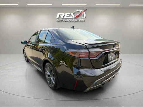 Used 2020 Toyota Corolla SE image 3