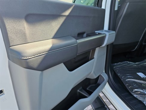 New 2026 Ford F350 4x4 Crew Cab Super Duty image 19