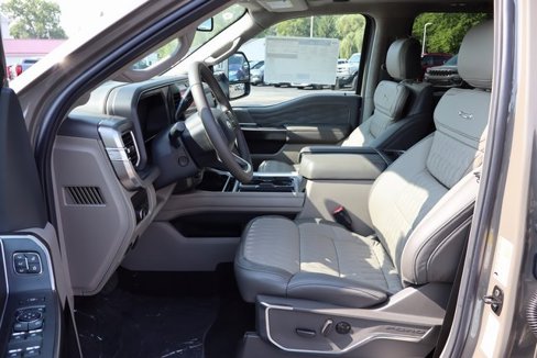 New 2026 Ford F350 Platinum w/ Platinum Plus Package image 29