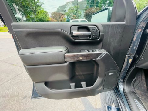Used 2019 Chevrolet Silverado 1500 LTZ w/ LTZ Texas Edition image 18