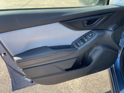 Used 2020 Subaru Crosstrek 2.0i image 4
