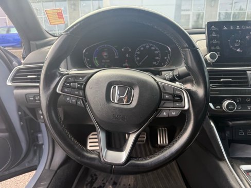 Used 2022 Honda Accord Sport image 11