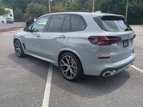 New 2026 BMW X5 xDrive50e w/ M Sport Package image 7