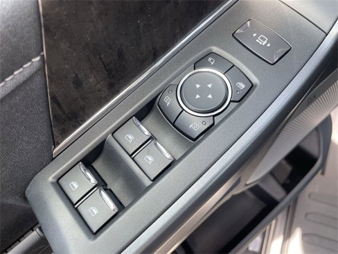 New 2025 Ford F250 Lariat w/ Lariat Ultimate Package image 17