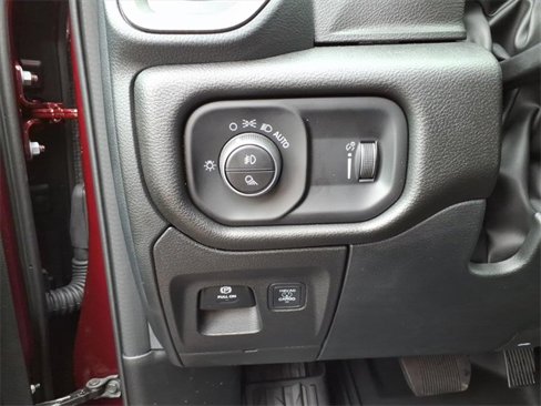 New 2026 RAM 1500 Classic Warlock image 16
