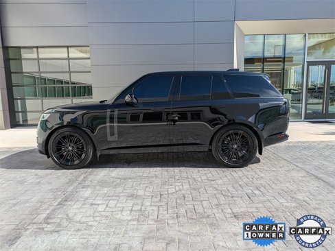 Certified 2025 Land Rover Range Rover SE image 7