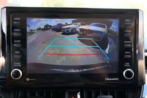 Used 2022 Toyota Corolla LE image 34