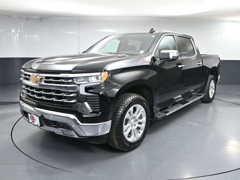 Used 2024 Chevrolet Silverado 1500 LTZ w/ LTZ Premium Package image 12