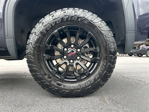 Used 2023 GMC Sierra 1500 AT4X image 20