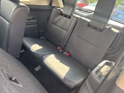 Used 2020 Mitsubishi Outlander SE image 12
